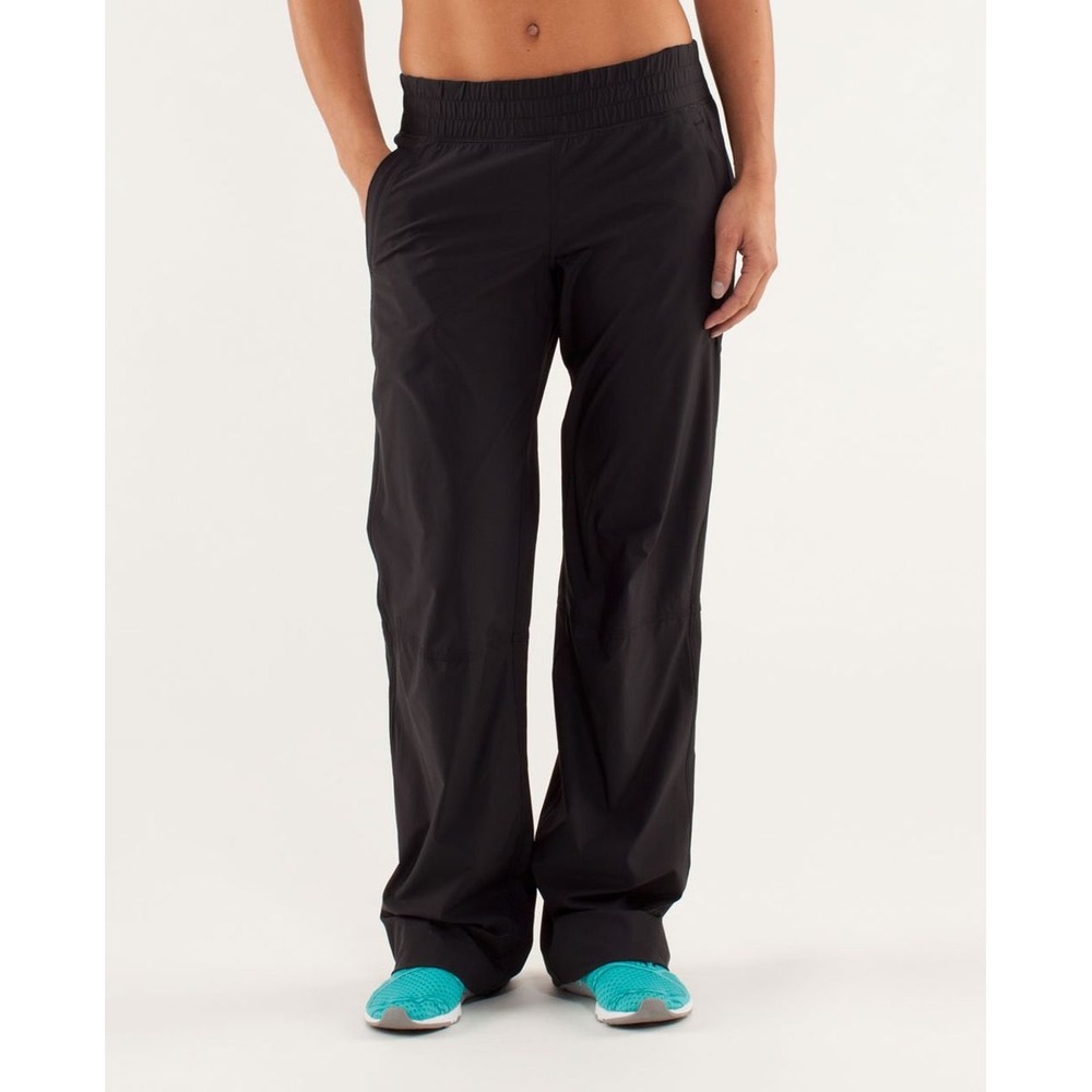 Lululemon Dog Runner Pant in Black Size 4